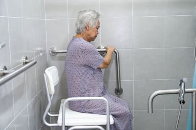 Elderly Bathroom Remodeling Ideas and Tips